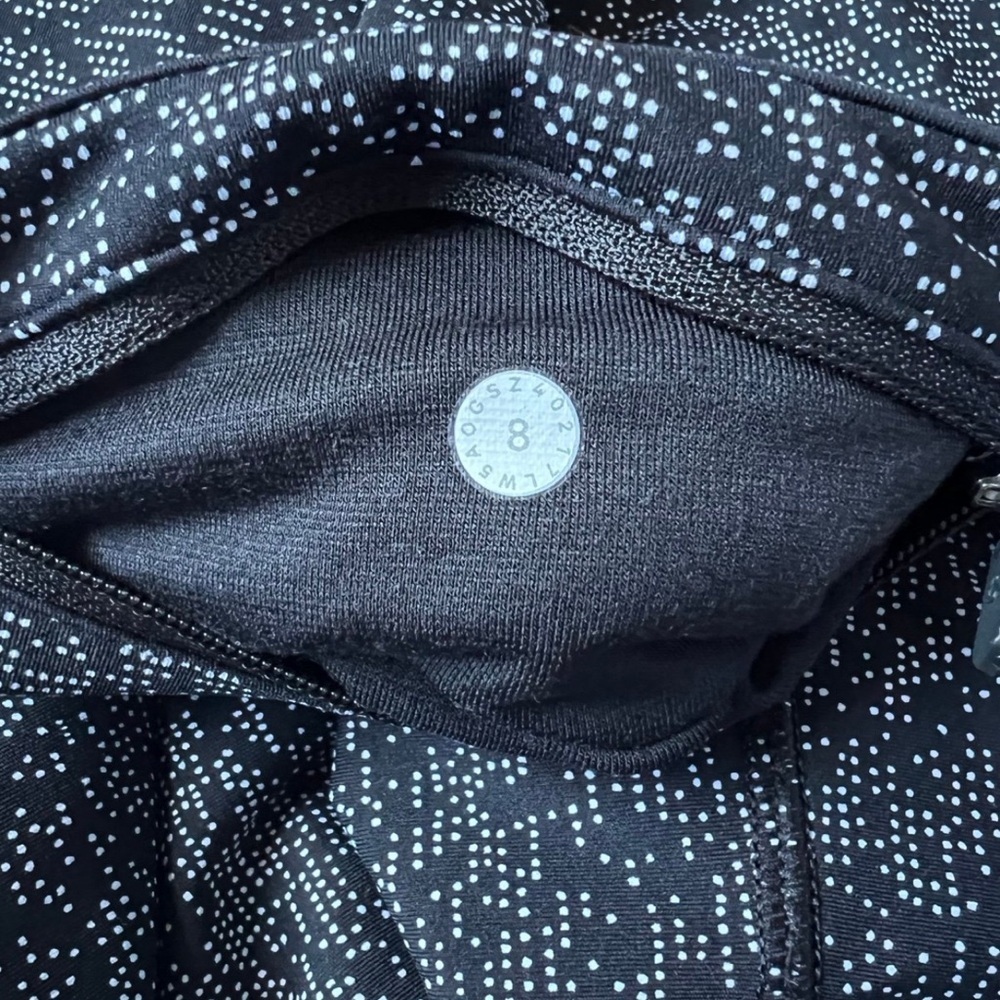 Lululemon Quick Pace 7/8 Tight (25") Soundwave White Black - Picture 2 of 5